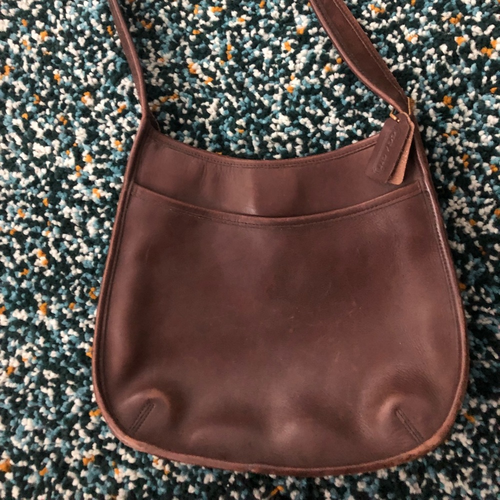 Vintage Coach brown leather shoulder bag